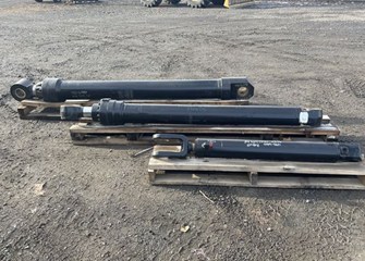 Caterpillar Part and Part Machine